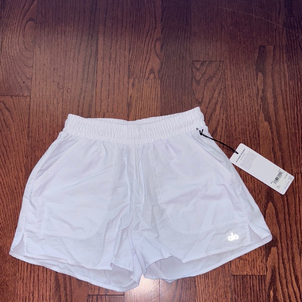 ALO Yoga White Alumni Shorts